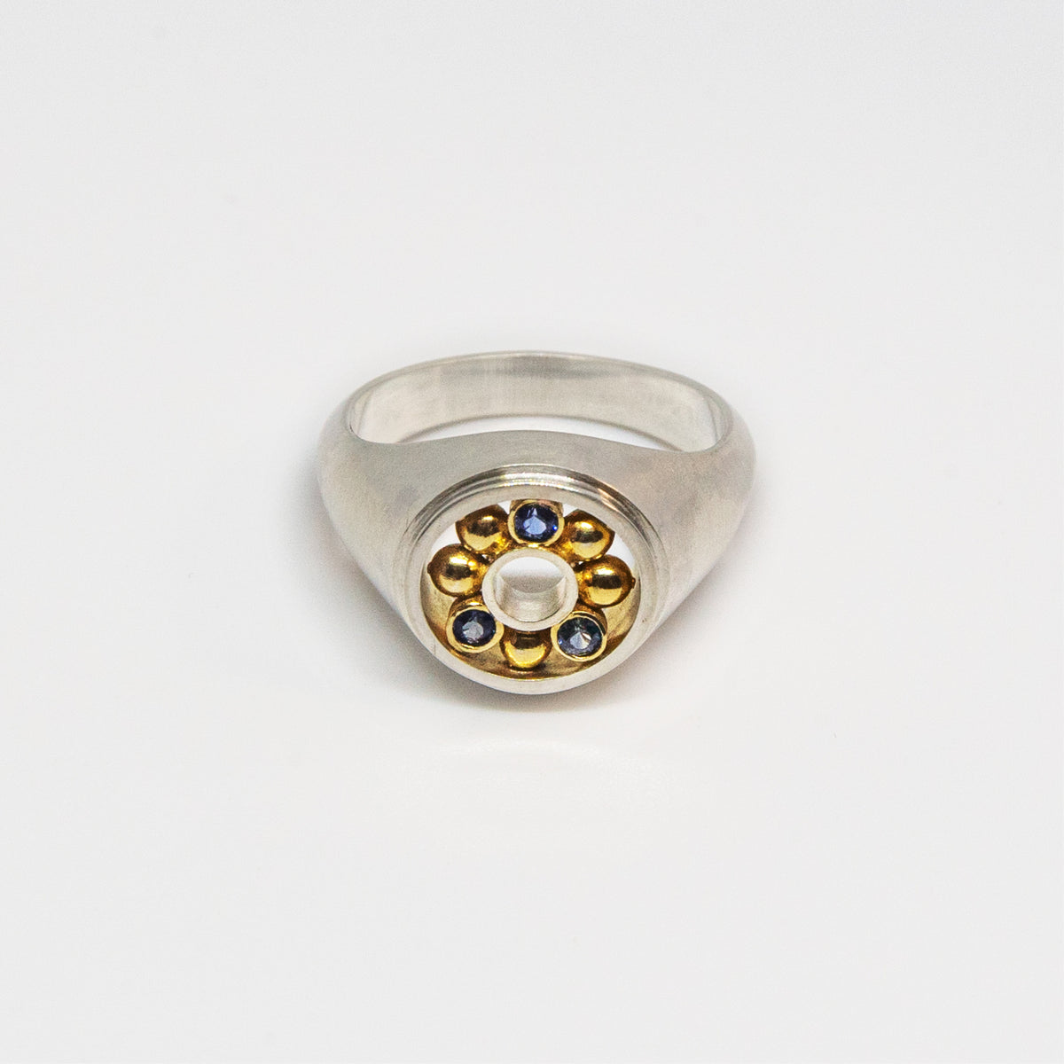 Unfolding ring - Version I - Blue sapphire