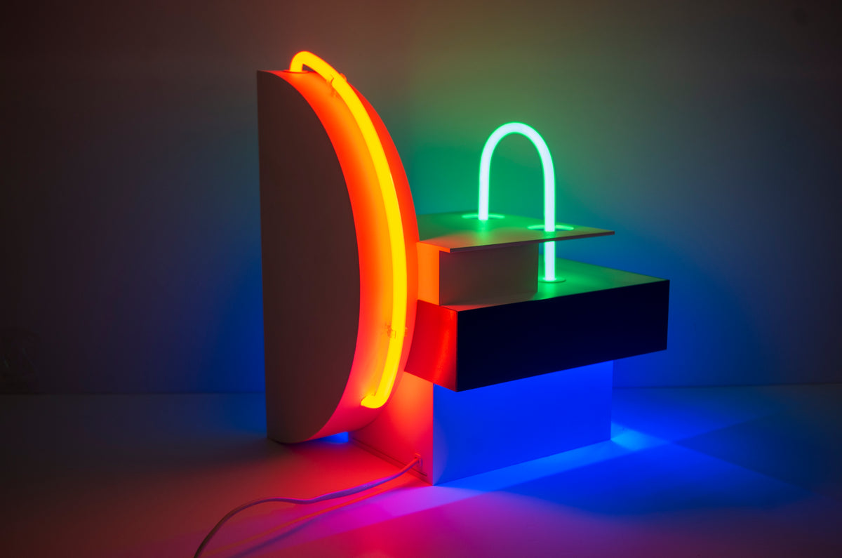 Neon et plexiglass sculpture CAPRI MOTEL