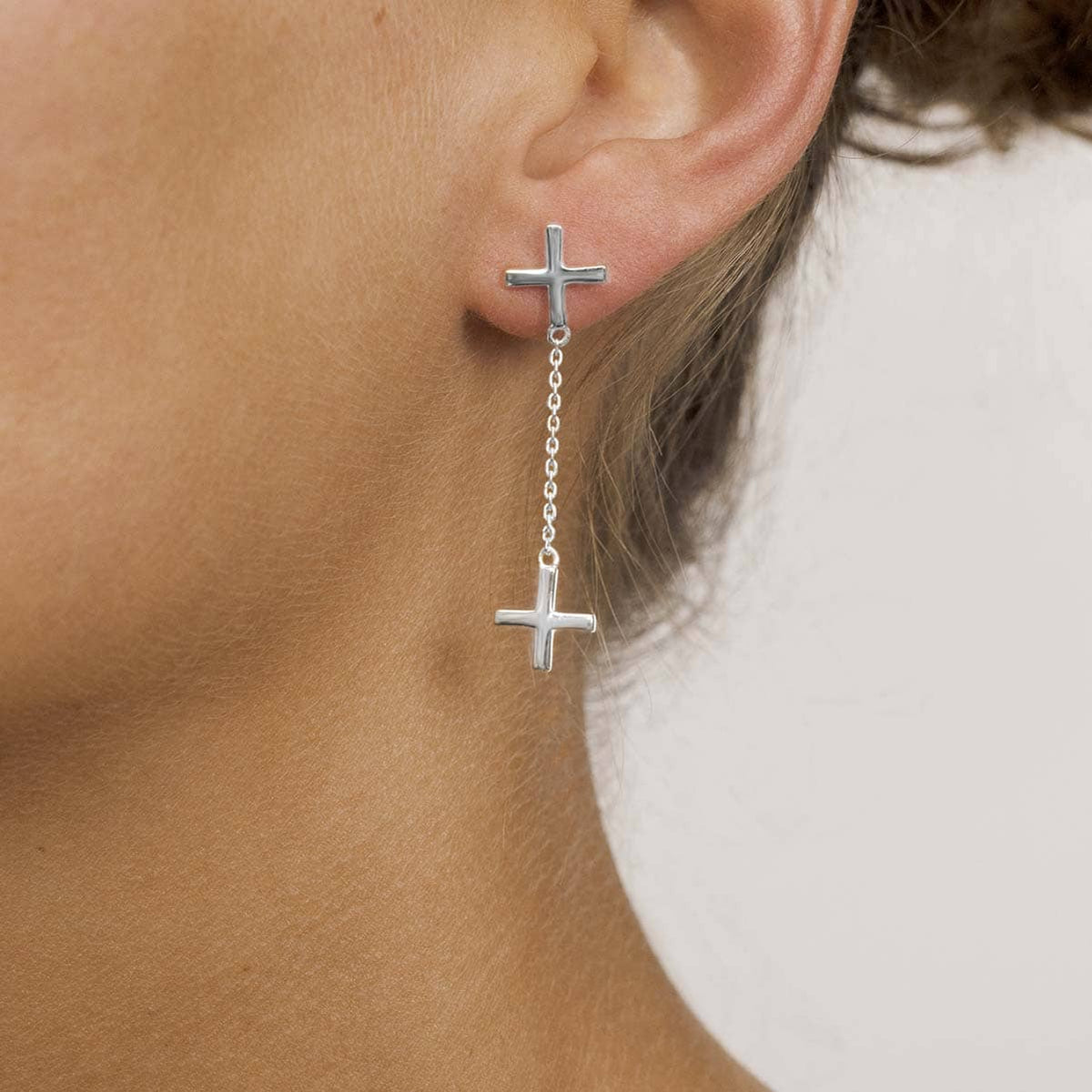 Long earrings with cross and chains