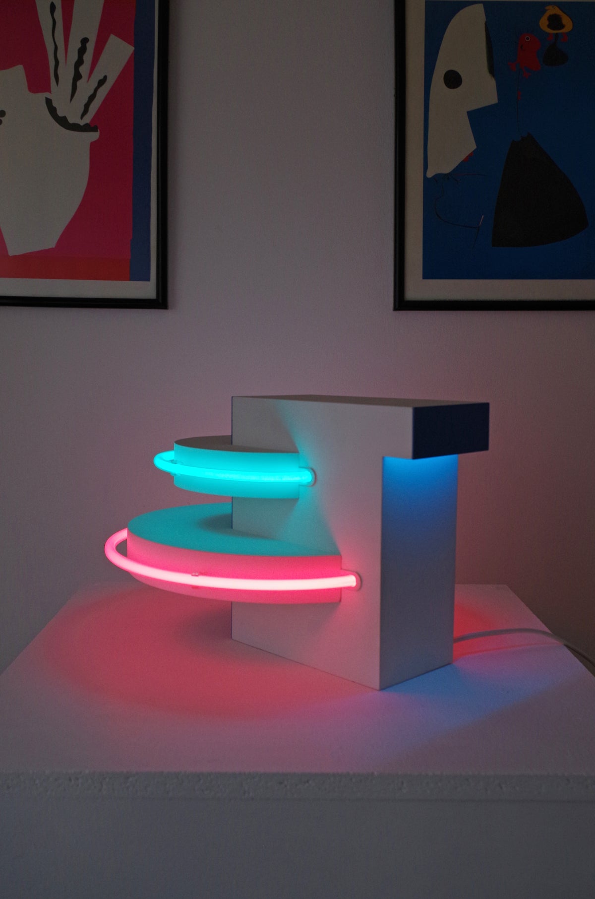 Neon et plexiglass sculpture SUNSET DINER